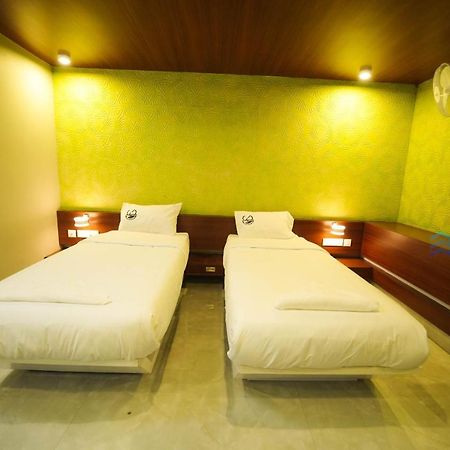 Отель Bigmall Residency Kannangad Экстерьер фото