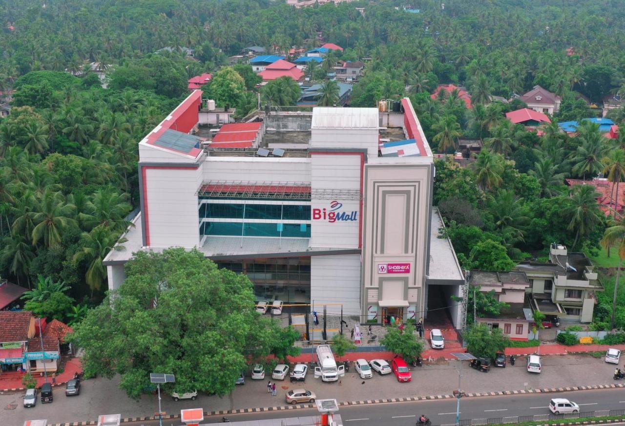 Отель Bigmall Residency Kannangad Экстерьер фото