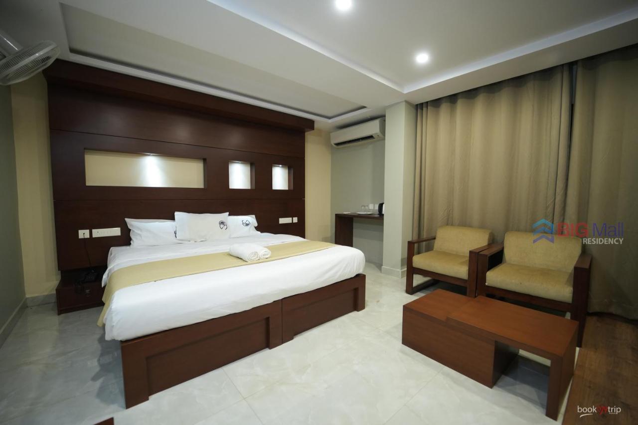 Отель Bigmall Residency Kannangad Экстерьер фото