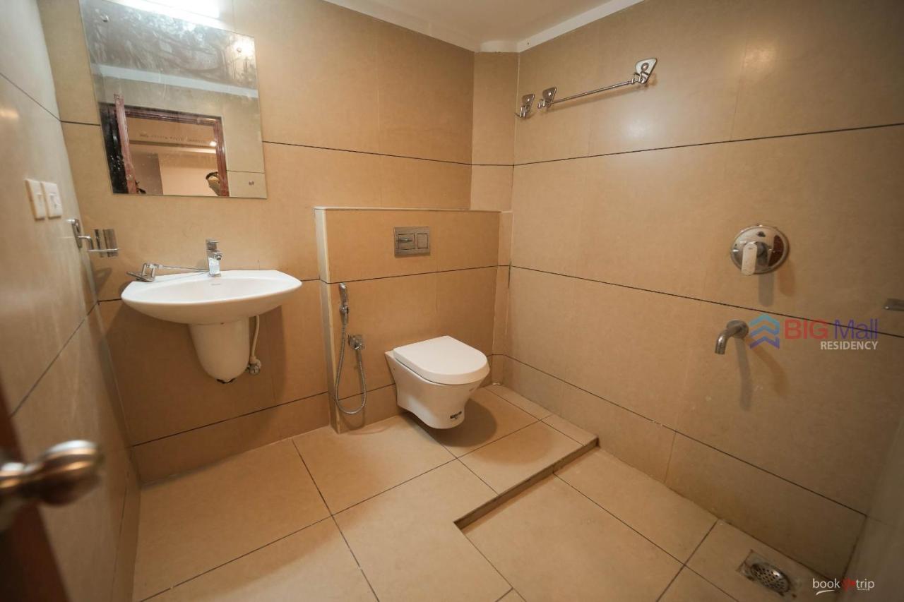 Отель Bigmall Residency Kannangad Экстерьер фото