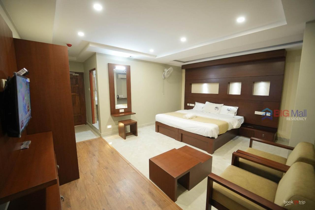 Отель Bigmall Residency Kannangad Экстерьер фото