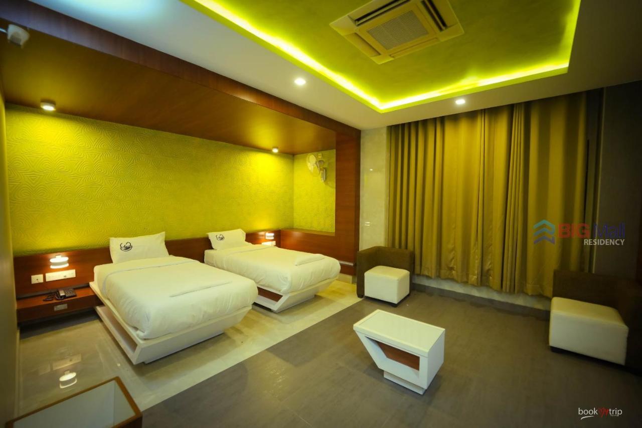 Отель Bigmall Residency Kannangad Экстерьер фото