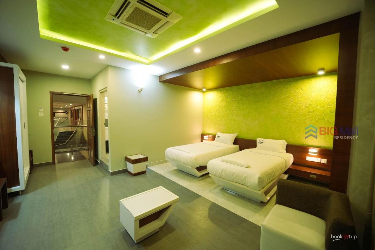 Отель Bigmall Residency Kannangad Экстерьер фото